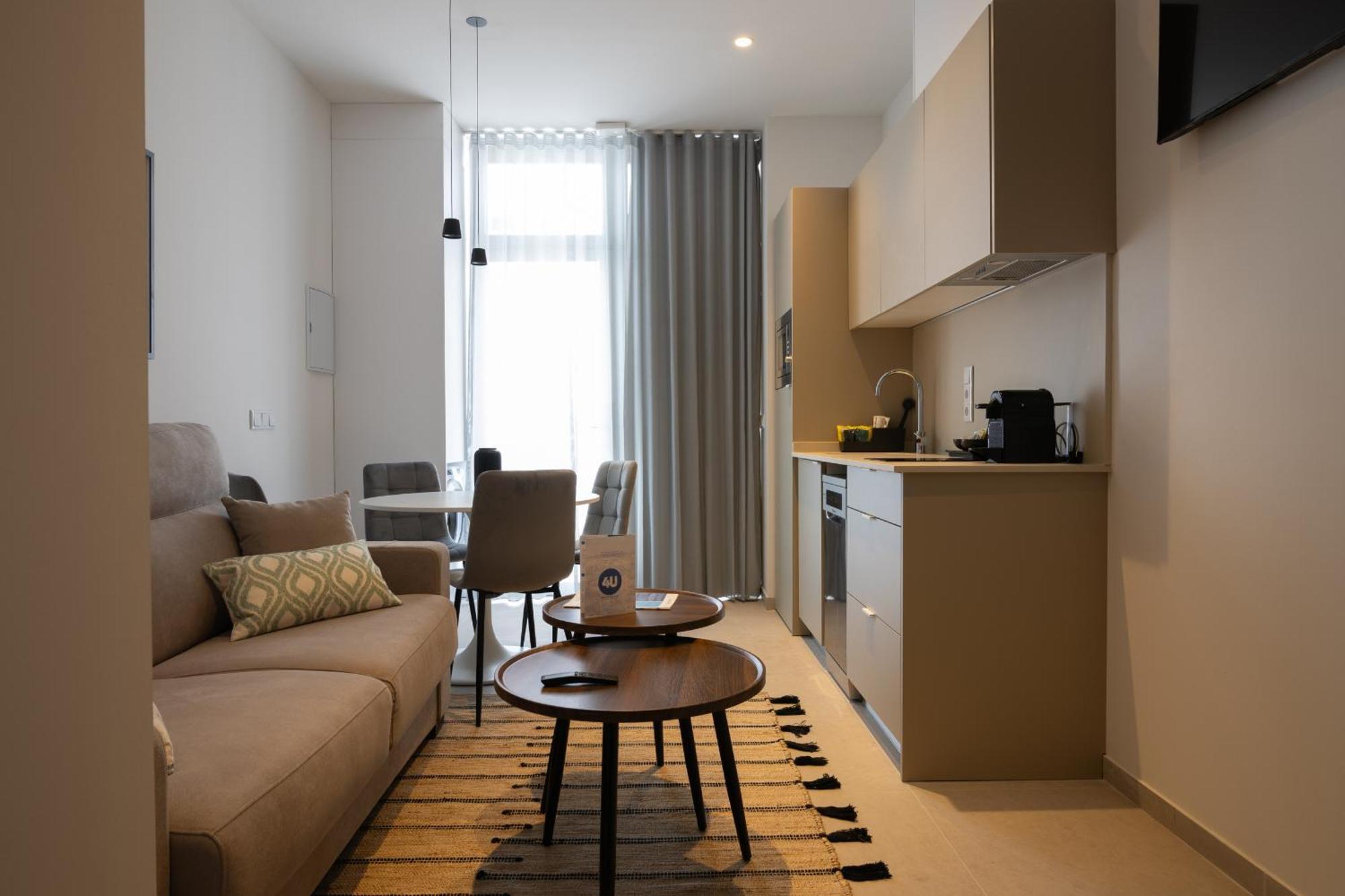 Dorm4You Arena Plaza Valensiya Dış mekan fotoğraf