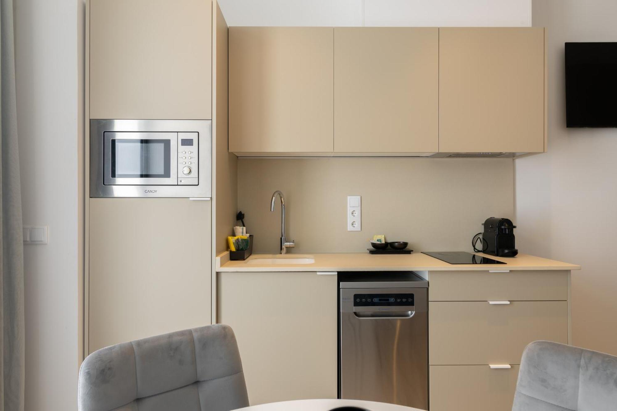 Dorm4You Arena Plaza Valensiya Dış mekan fotoğraf